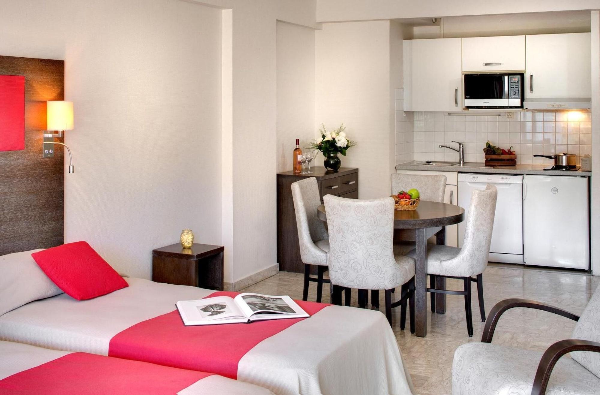 The Originals Boutique, Hotel Les Strelitzias Juan-les-Pins Eksteriør bilde